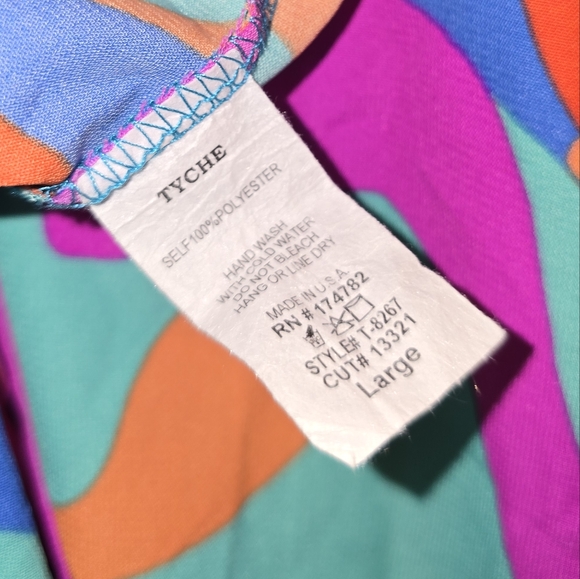 Colorful Abstract Patterned Top - Picture 3 of 3